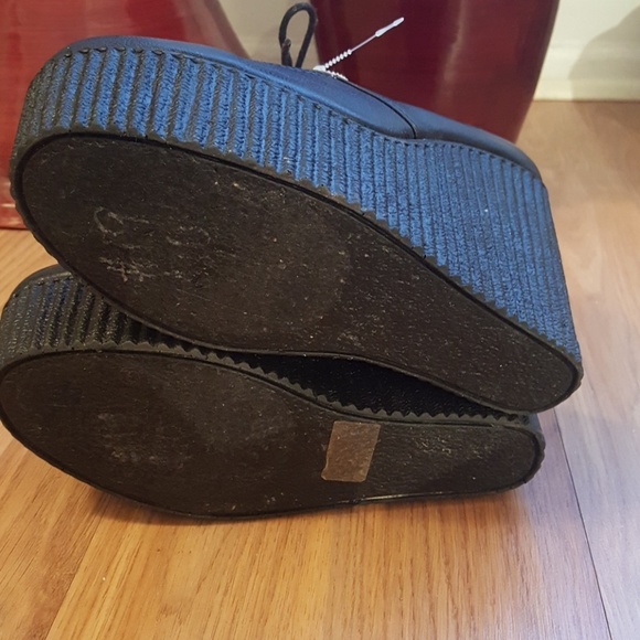 Refresh wedge shoe black with animal print. - Picture 8 of 8